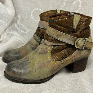 L’Artiste leather shazzam ankle boots